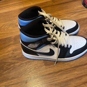 Jordans wmns size 7